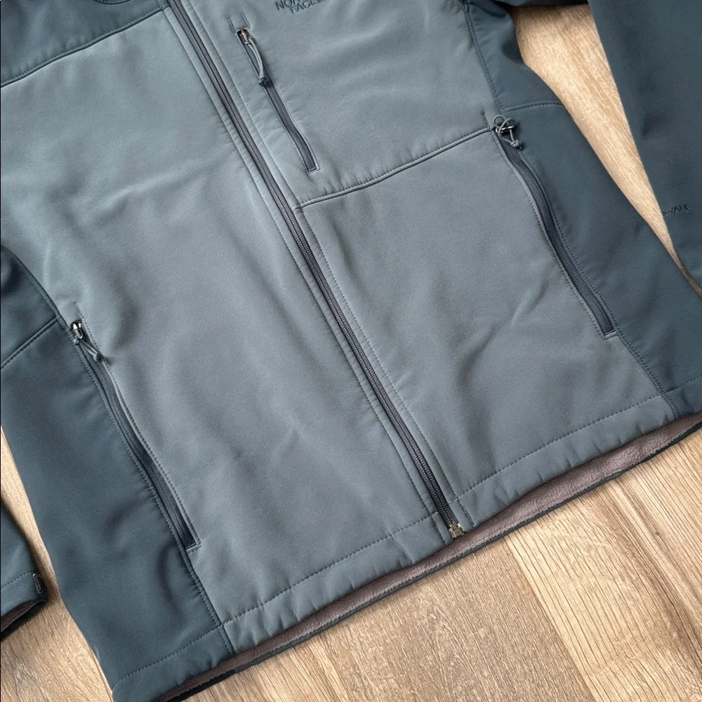 The North Face Men's Blue WINDWALL Jacket Size M